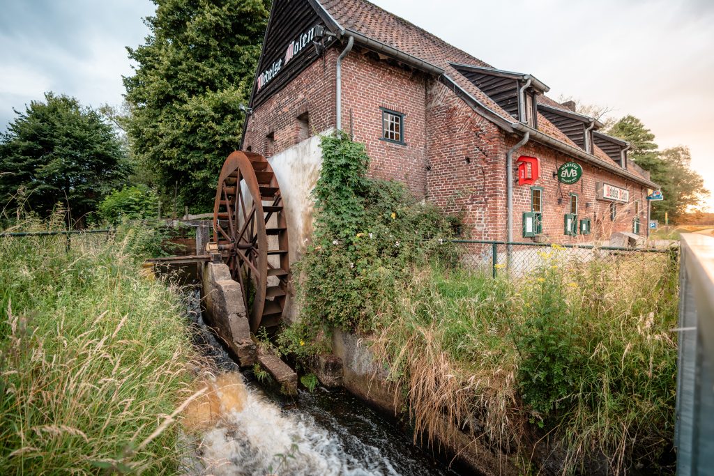 De Weldese Molen langs het Dommelpad