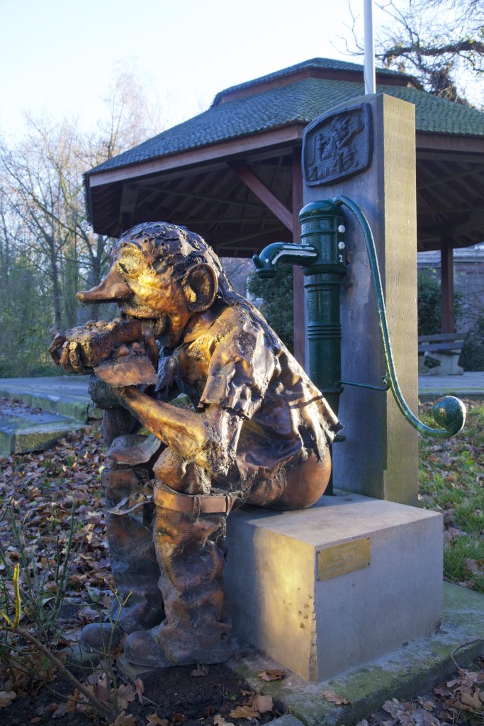 Ieperboog Oost wandelnetwerk, bij beeld boerenkrijg