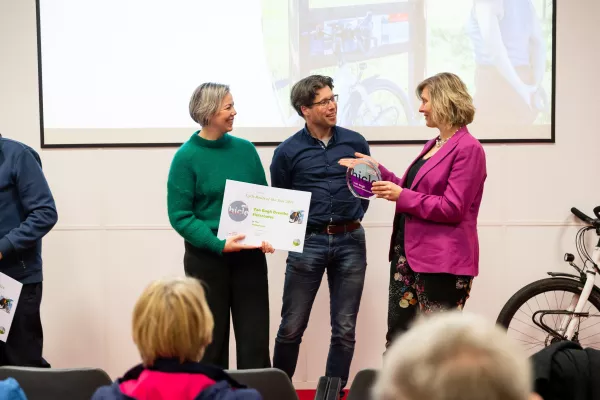 uitreiking award op de Fiets en Wandelbeurs