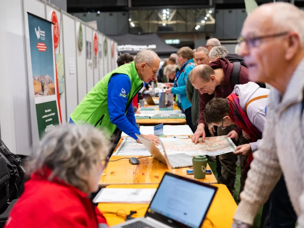 De fietsinfomarkt met de Europafietsers/Wereldfietsers
